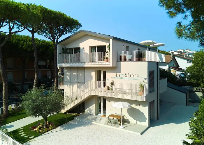 La Sfiora 4*